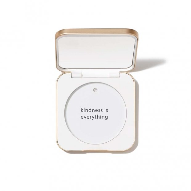 REFILLABLE COMPACT - € 23,00