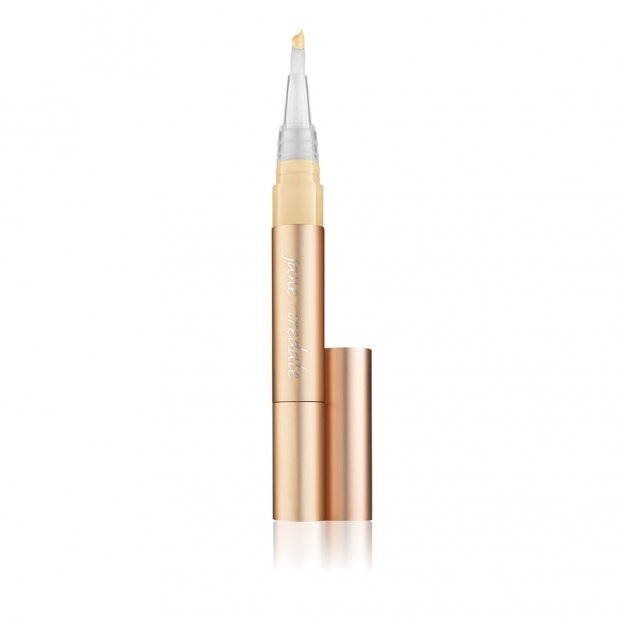 ACTIVE LIGHT UNDER-EYE CONCEALER - € 32,00